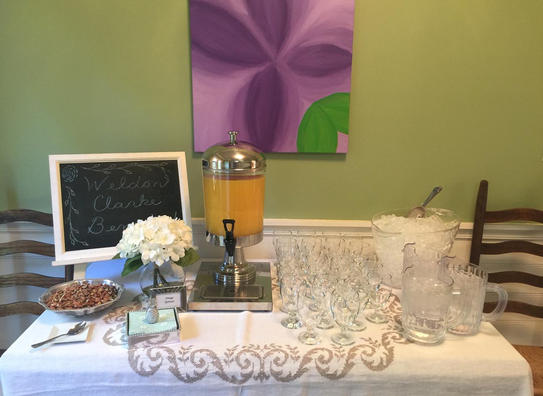 Baby-Shower-Drink-Station